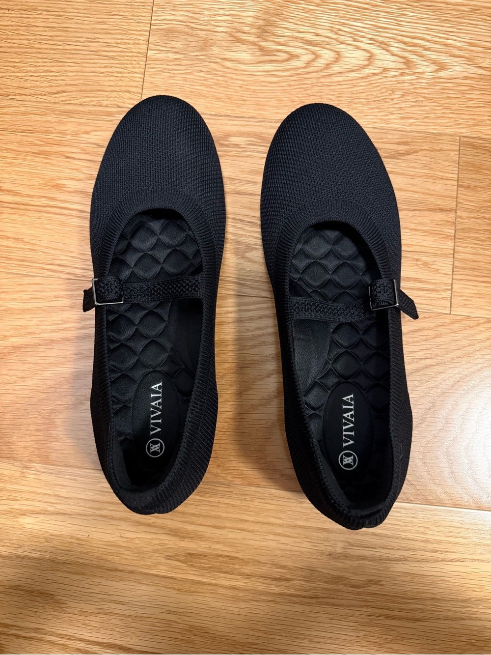 Lightweight Round-Toe Flats (Claire Walker Mary-Jane)